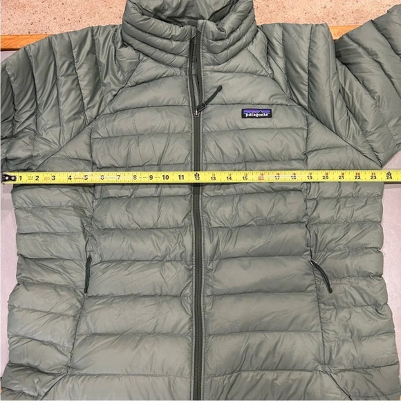 Patagonia Women’s XL Down Sweater Puffer Jacket Green NWT Puff 3 - Picture 13 of 14